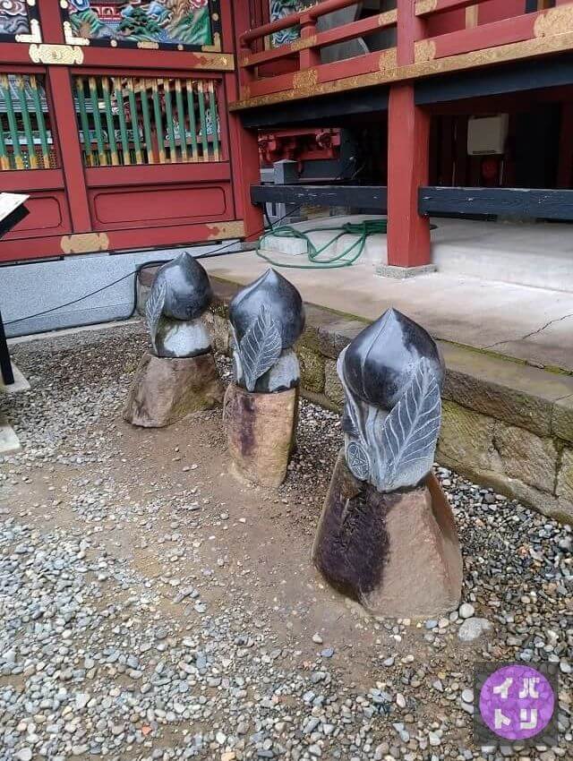 大杉神社 厄除けの桃