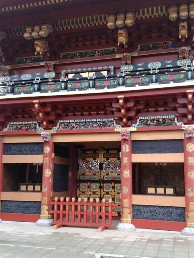 大杉神社　麒麟門
