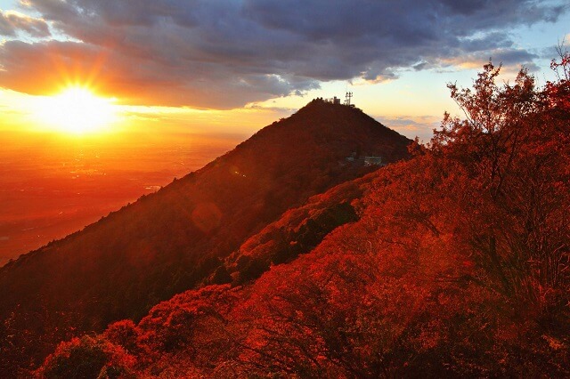 筑波山　夜景　スポット　日没後の風景