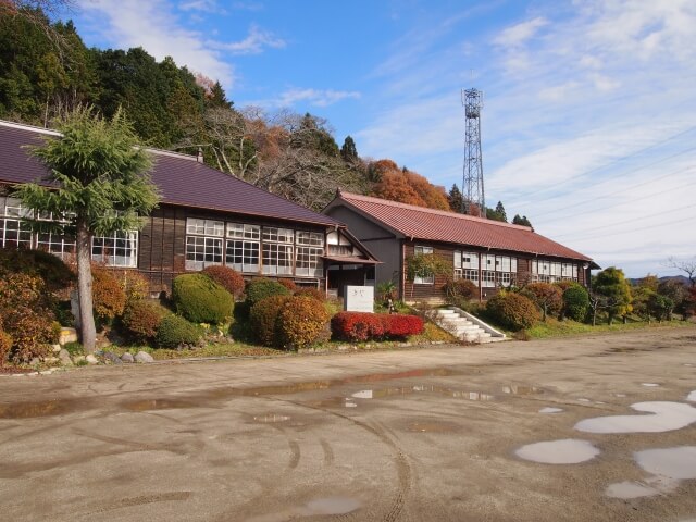 袋田の滝　周辺　観光　旧上岡小学校