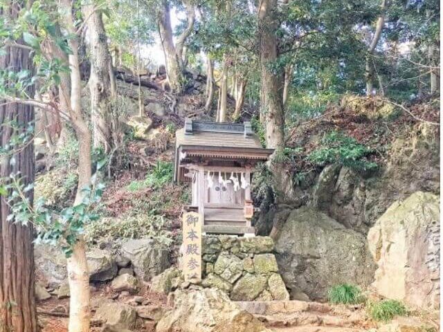 大甕神社　本殿参道　境内　パワースポット